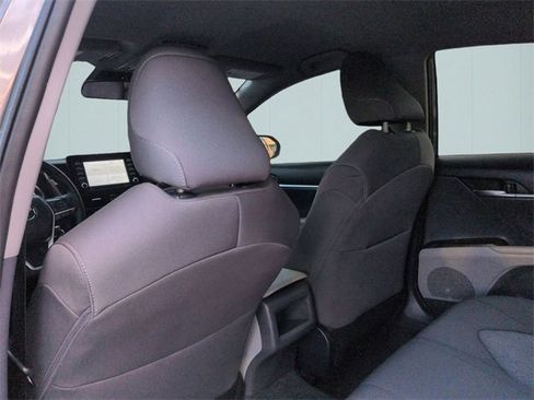 Used 2023 Toyota Camry LE image 21