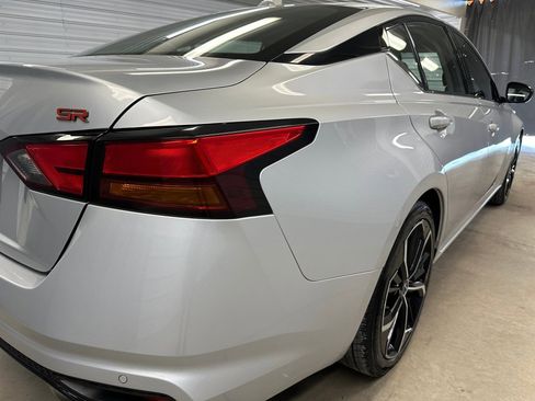 Used 2023 Nissan Altima 2.5 SR image 22