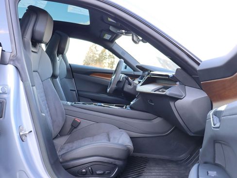 Used 2022 Audi e-tron GT Premium Plus image 20