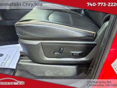 Used 2022 RAM 3500 Laramie AWD/4WD image 16