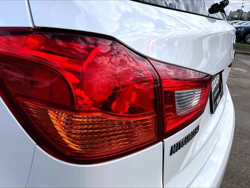 Used 2017 Mitsubishi Outlander Sport GT image 28