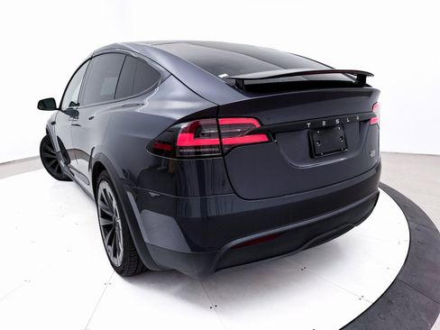 Used 2023 Tesla Model X Plaid image 2