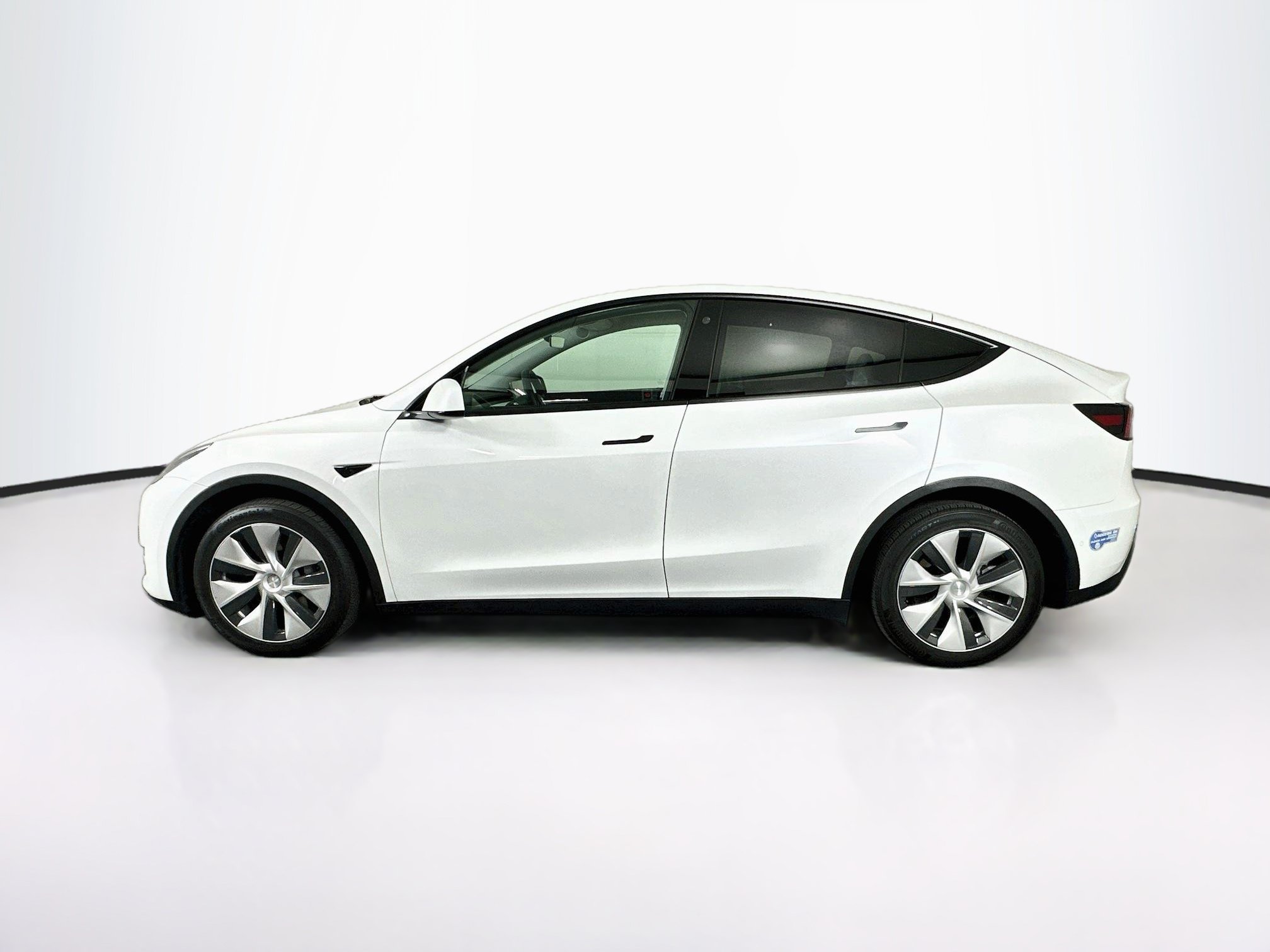 Used 2021 Tesla Model Y Long Range AWD/4WD image 4