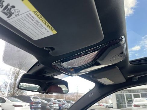 Used 2023 BMW 330i xDrive Sedan w/ Premium Package image 22