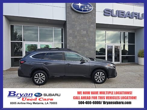 Used 2023 Subaru Outback Premium image 1