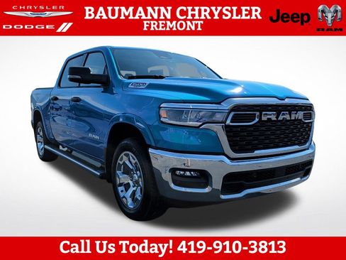 Used 2025 RAM 1500 Big Horn AWD/4WD image 7