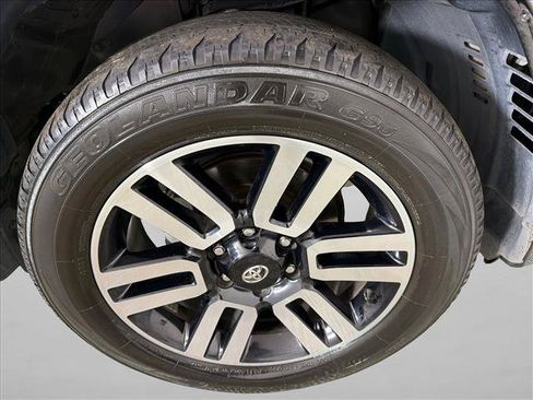Used 2023 Toyota 4Runner Limited AWD/4WD image 14