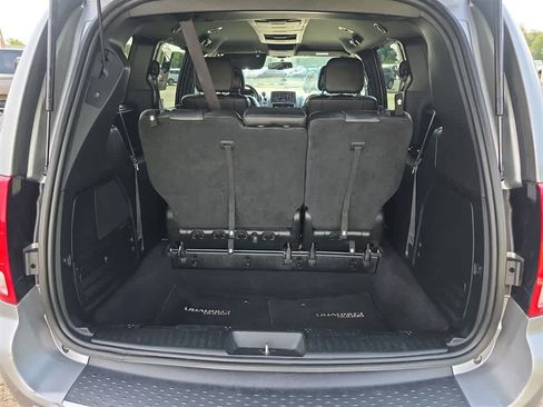 Used 2017 Dodge Grand Caravan GT FWD image 26