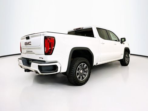 Used 2025 GMC Sierra 1500 AT4 image 9