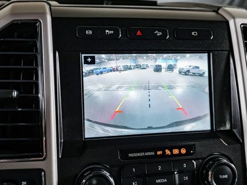 Used 2019 Ford F250 Lariat w/ Lariat Value Package AWD/4WD image 22