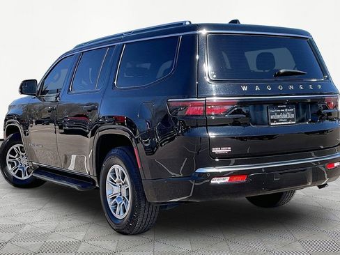 Used 2024 Jeep Wagoneer 4WD w/ Convenience Group I image 11