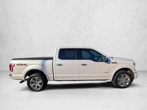 Used 2017 Ford F150 Platinum w/ Equipment Group 701A Luxury AWD/4WD image 4