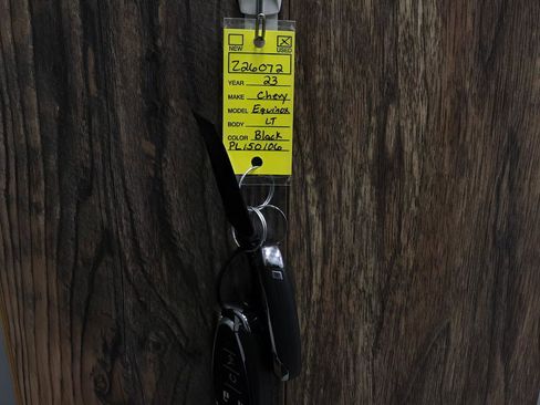 Used 2023 Chevrolet Equinox LT image 27