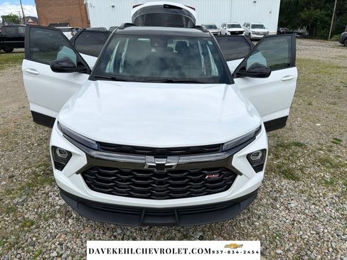 Used 2024 Chevrolet TrailBlazer RS w/ Driver Confidence Package FWD image 30