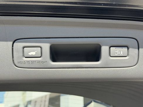 Used 2025 Acura ADX AWD image 10