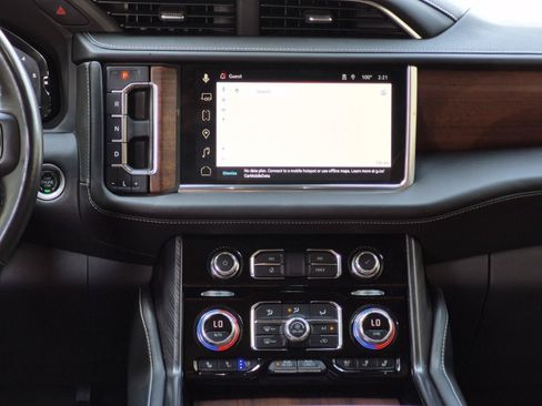 Used 2023 GMC Yukon Denali Ultimate AWD/4WD image 24