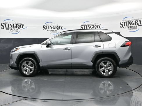 Used 2024 Toyota RAV4 XLE w/ Convenience Package FWD image 4
