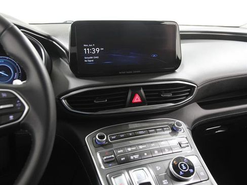 Used 2023 Hyundai Santa Fe SEL Premium image 9