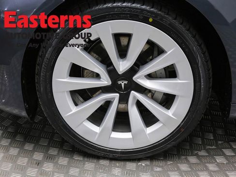 Used 2023 Tesla Model 3 Standard Range image 29