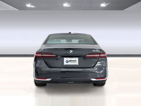 New 2026 BMW 530i w/ Premium Package RWD image 10