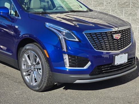 New 2025 Cadillac XT5 Premium Luxury image 13