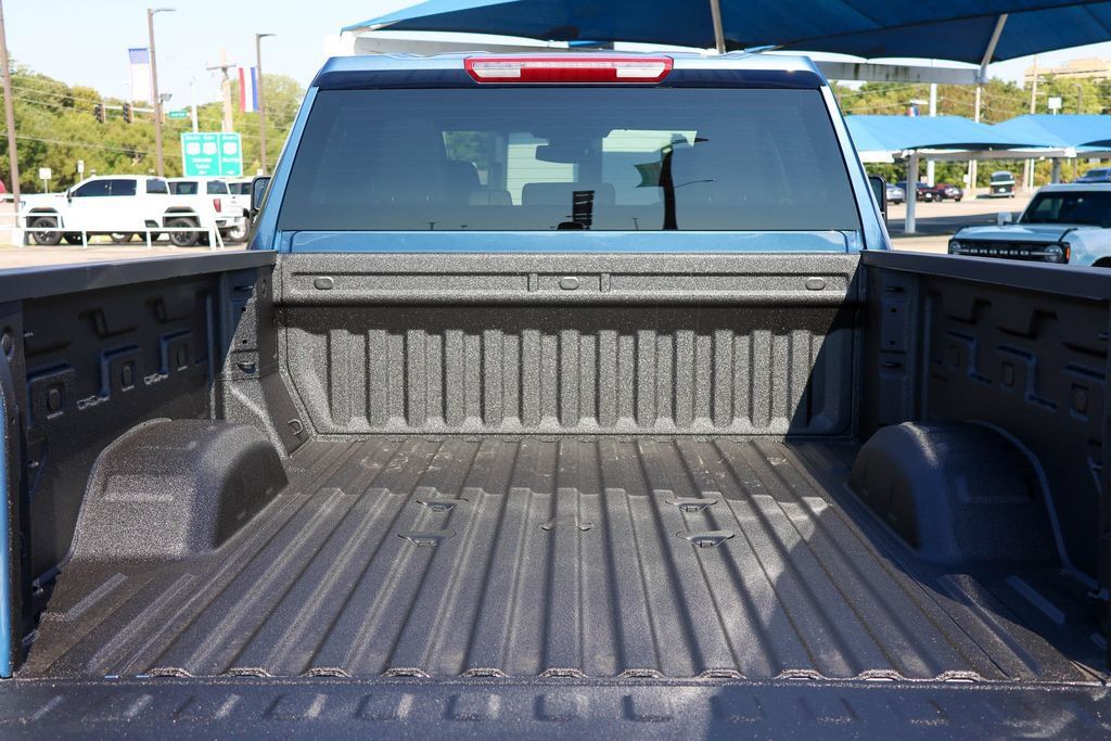 New 2026 Chevrolet Silverado 2500 Custom w/ Custom Value Package AWD/4WD image 10