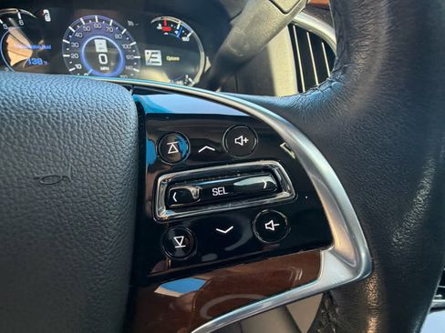 Used 2020 Cadillac Escalade ESV Premium Luxury AWD/4WD image 20