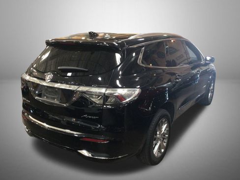 Used 2023 Buick Enclave Avenir AWD/4WD image 3