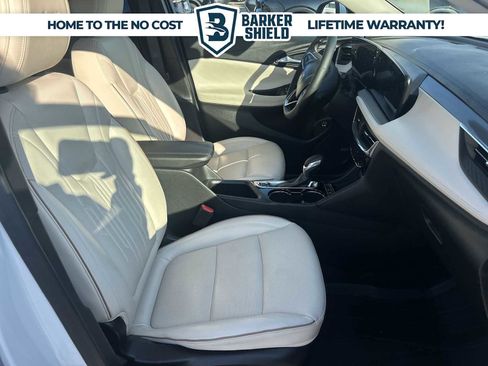 Used 2025 Buick Encore GX Avenir w/ Avenir Convenience Package FWD image 26