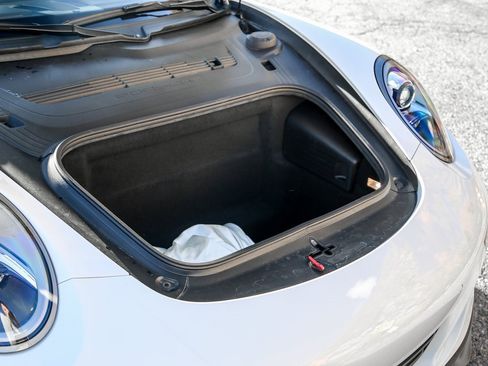 Used 2018 Porsche 911 Carrera T image 36