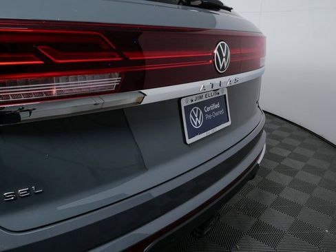 Certified 2025 Volkswagen Atlas Cross Sport SEL image 35