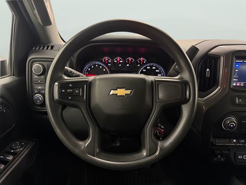 Used 2022 Chevrolet Silverado 2500 Custom w/ Custom Convenience Package AWD/4WD image 16