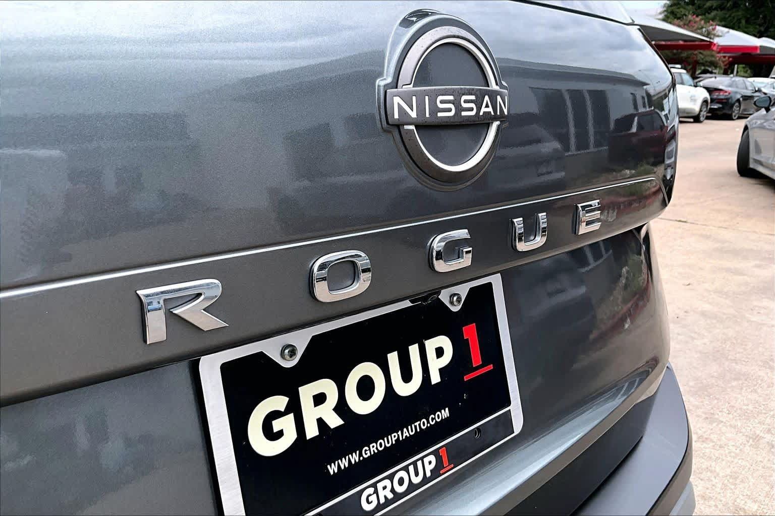 Used 2023 Nissan Rogue S FWD image 10