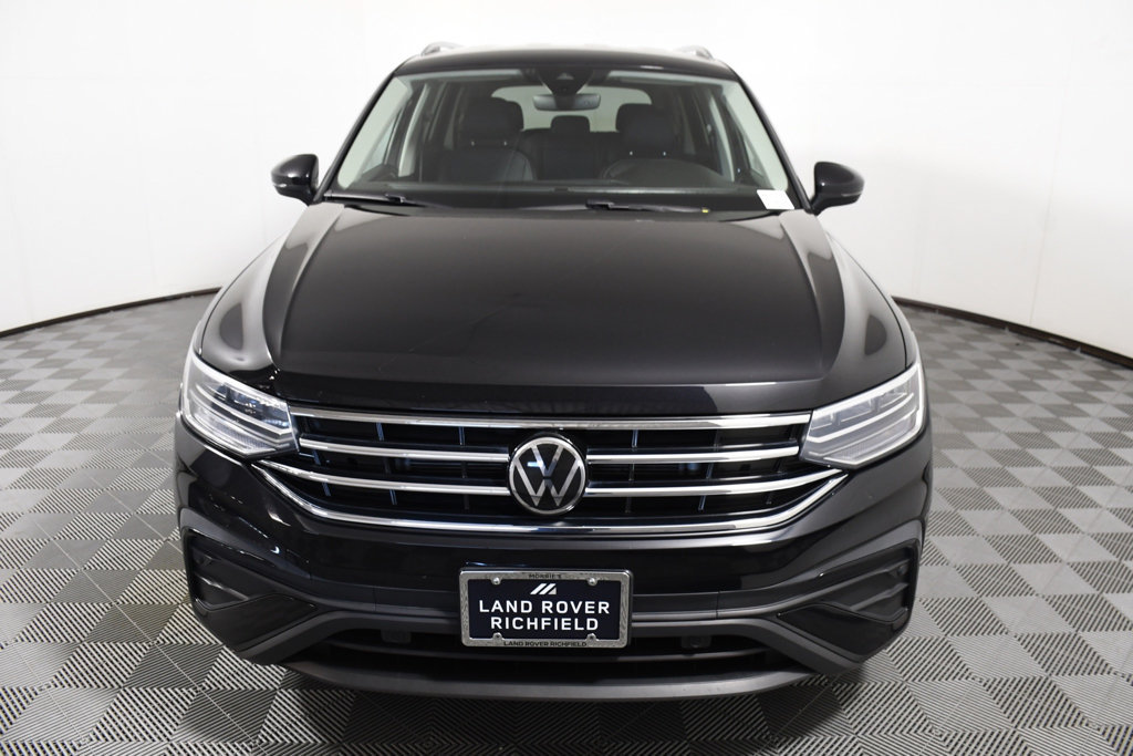 Used 2023 Volkswagen Tiguan SE AWD/4WD image 10