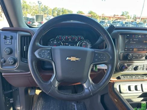 Used 2014 Chevrolet Silverado 1500 High Country w/ High Country Premium Package image 12