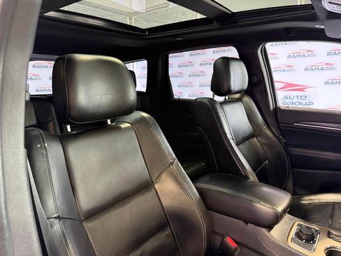 Used 2017 Jeep Grand Cherokee Limited w/ Luxury Group II AWD/4WD image 41