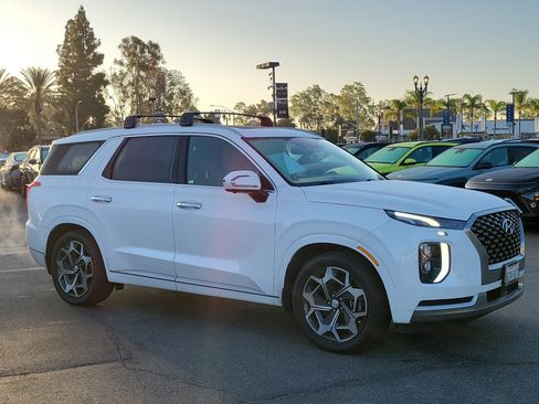 Used 2022 Hyundai Palisade Calligraphy w/ Winter Package FWD image 7