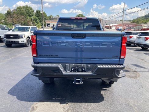 Used 2025 Chevrolet Silverado 2500 LTZ w/ Trail Boss Package AWD/4WD image 16