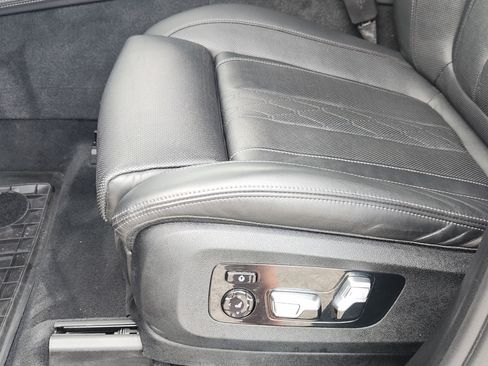 Used 2020 BMW X5 M50i w/ Executive Package AWD/4WD image 25