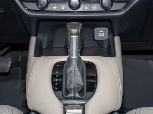 Certified 2023 Honda HR-V LX image 23