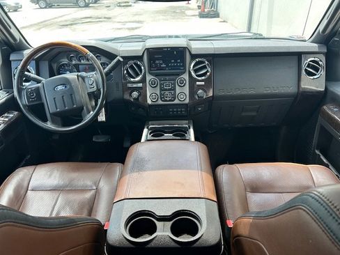 Used 2016 Ford F250 Platinum w/ FX4 Off-Road Package AWD/4WD image 14