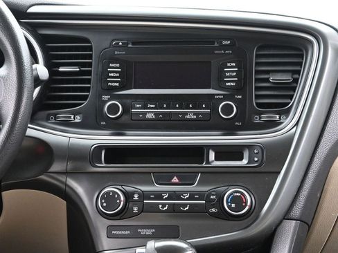 Used 2015 Kia Optima LX image 26