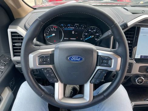Used 2022 Ford F250 Lariat w/ Lariat Value Package AWD/4WD image 24