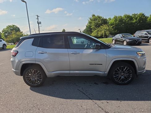 Certified 2022 Jeep Compass High Altitude AWD/4WD image 18
