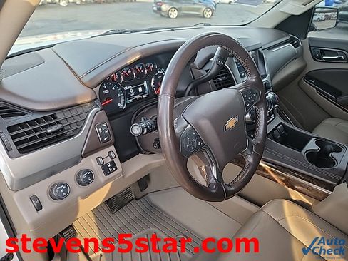 Used 2020 Chevrolet Suburban LT image 15