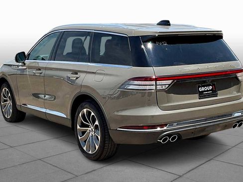 New 2025 Lincoln Aviator AWD w/ Equipment Group 101A image 12