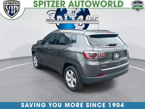 Used 2018 Jeep Compass Latitude w/ Cold Weather Group FWD image 7