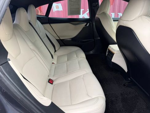 Used 2020 Tesla Model S Long Range Plus AWD/4WD image 21