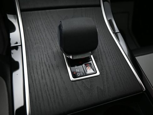 Used 2025 Land Rover Range Rover Velar Dynamic SE AWD/4WD image 20