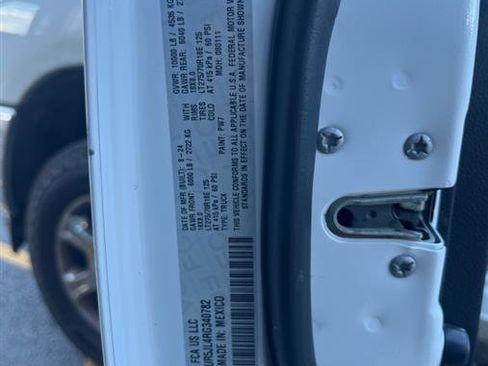 Used 2024 RAM 2500 Big Horn image 11